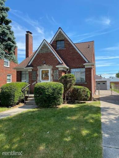 Main picture of 15352 Sprenger Ave