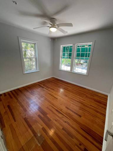 Main picture of 418 E Virginia St