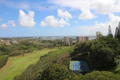 Main picture of Colonnade On the Greens