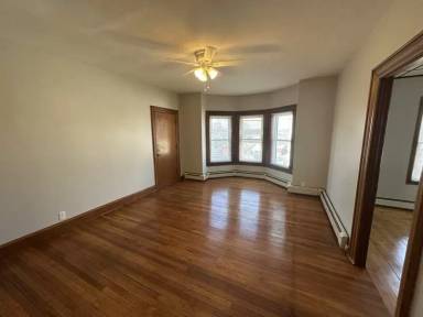 Main picture of 273 Barnaby St