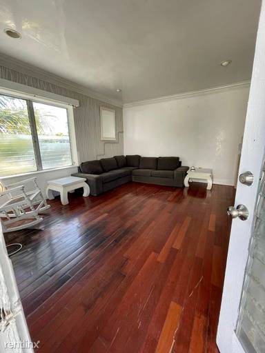 Main picture of 1026 Euclid Ave