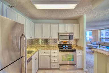 Main picture of 750 N Rush St Apartments