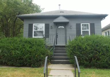 Main picture of 1135 New Hampshire St