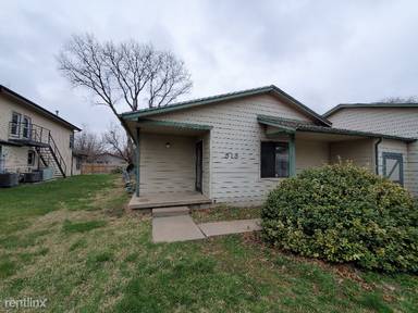 Main picture of 515 S Mount Carmel Ave