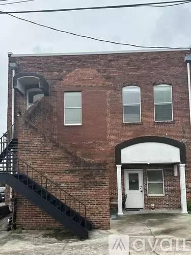 Main picture of 55 E Main St