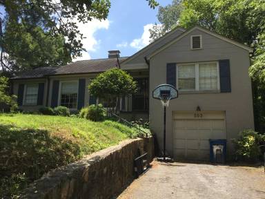 Main picture of 503 Windsor Dr