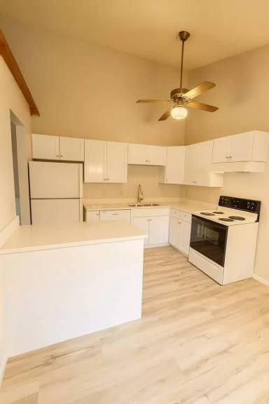 Main picture of 9370 176th St W