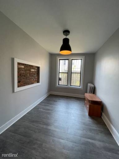 Main picture of 814 Albany Ave