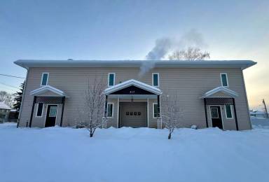 Main picture of 317 4th Ave