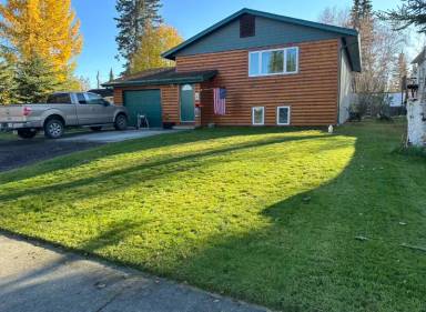 Main picture of 309 Farewell Ave