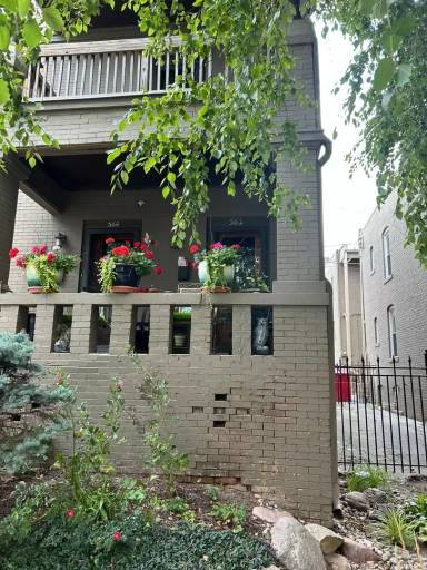 Main picture of 562 S 26th Ave