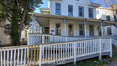 Main picture of 108 Bank St