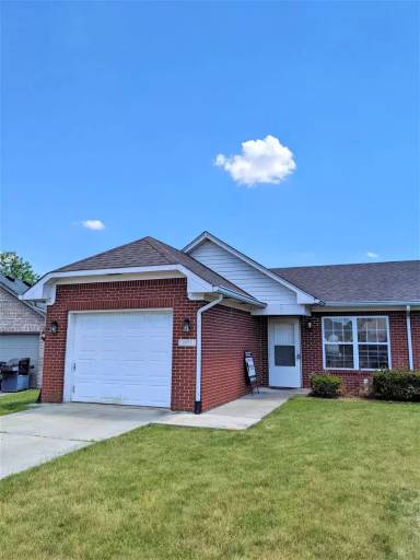 Main picture of 1073 Fairlane Ct