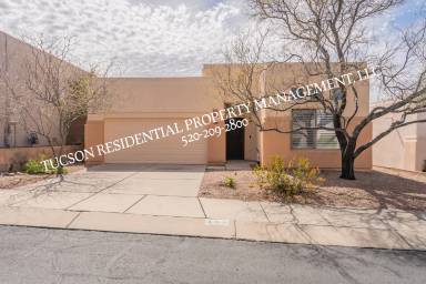 Main picture of 330 E Camino Lomas