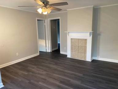 Main picture of 206 Lenox St