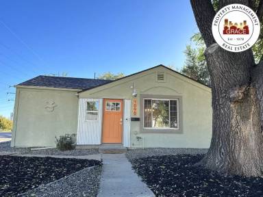 Main picture of 1090 Hooker St