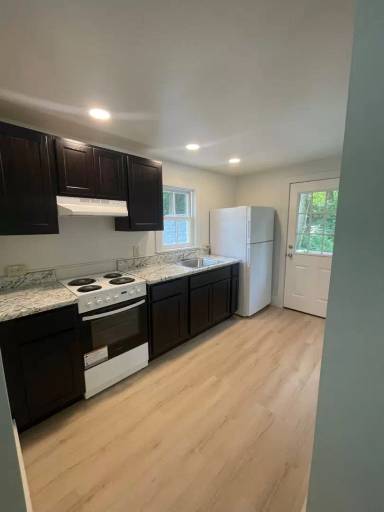 Main picture of 253 Union St