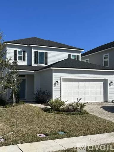 Main picture of 96 Newton Ln