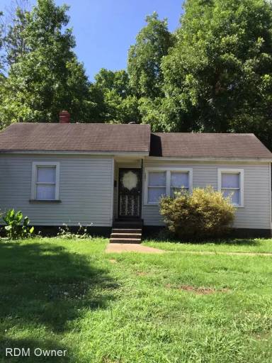 Main picture of 3691 Fairmont Ave