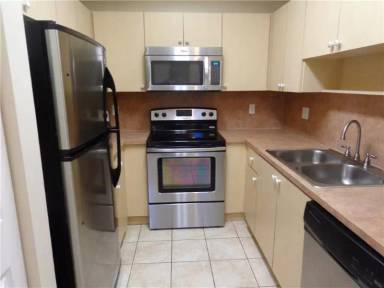 Main picture of 2211 Clipper Pl
