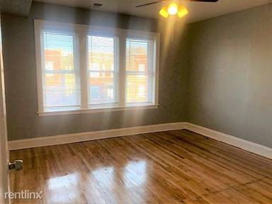 Main picture of 3725 W Grand Ave
