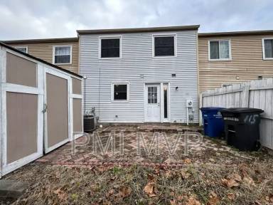 Main picture of 7490 Stonetrail Way