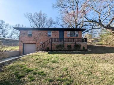 Main picture of 440 Calvin Cir