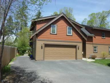 Main picture of 341 SE Silvis Ln