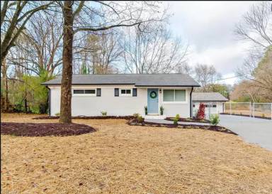 Main picture of 2517 Hart St