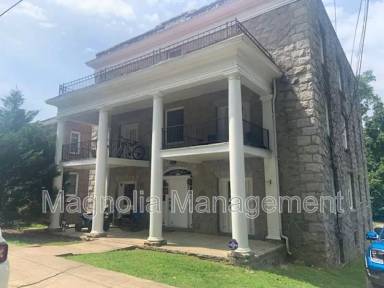Main picture of 215 W Young Ave