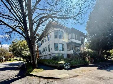 Main picture of 2156 8th Ave W