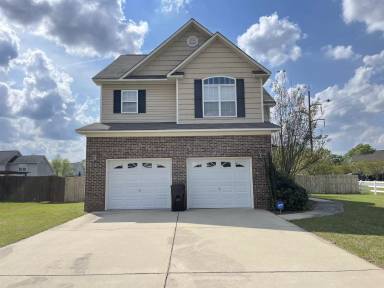 Main picture of 16 Lenoir Dr