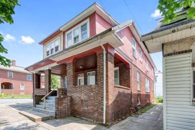 Main picture of 339 Emerald St