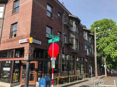 Main picture of 1323 E Pine St
