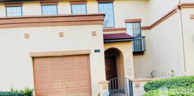 Main picture of 435 Honeycomb Way