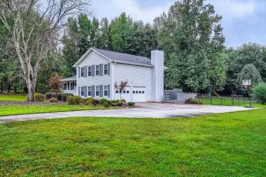 Main picture of 130 Grandchester Way