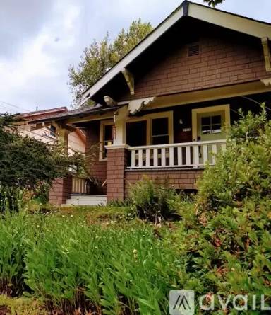 Main picture of 1840 SE 52nd Ave