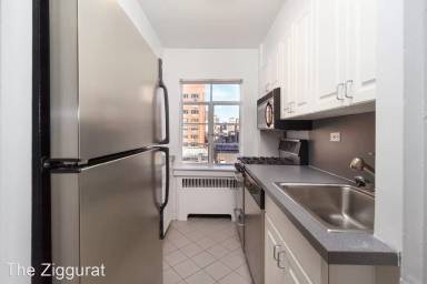 Main picture of 50 E 78th St