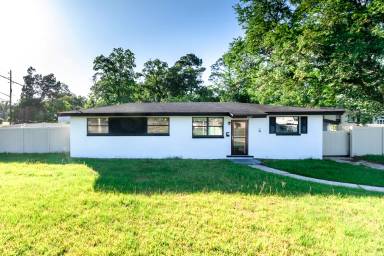 Main picture of 2607 Randy Rd