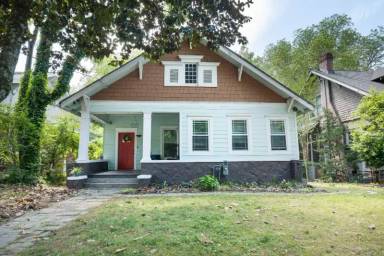 Main picture of 451 W Ontario Ave SW
