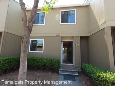 Main picture of 8 Oak Crest Ct
