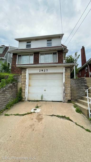 Main picture of 2927 Pyramid Ave