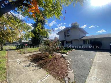 Main picture of 1311 G St