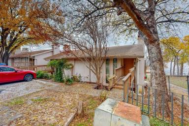 Main picture of 9999 Boat Club Rd