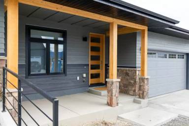 Main picture of 64 Albrey Trl