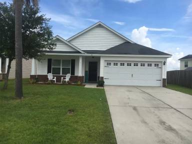 Main picture of 20 Laurel Ln