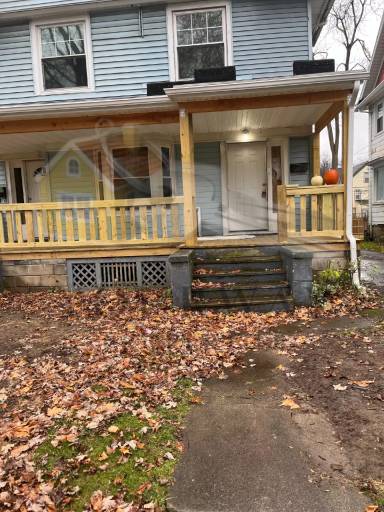 Main picture of 303 Kenwood Ave