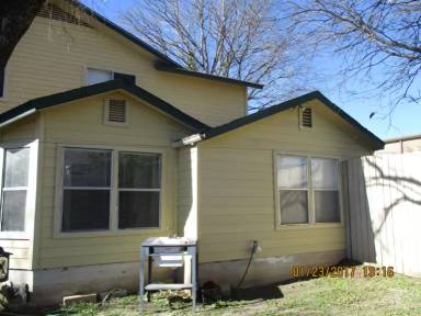 Main picture of 13009 Dessau Rd
