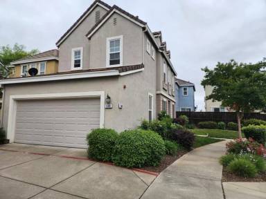 Main picture of 548 Navigator Dr