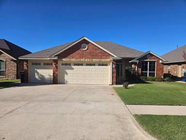 Main picture of 9109 Lolly Ln